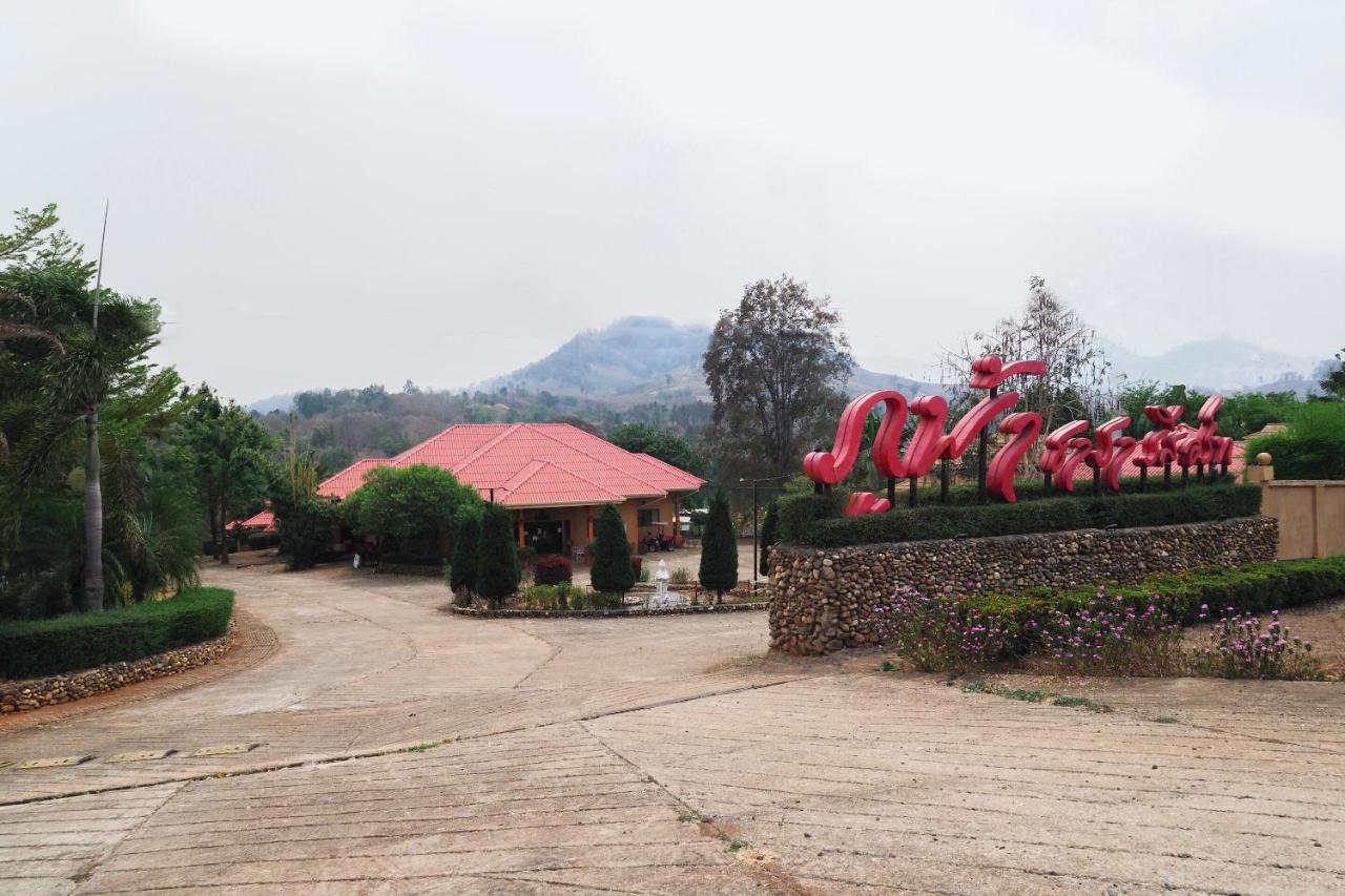 Oyo 758 Phufatara Resort Ban Mae Khachan Exterior photo