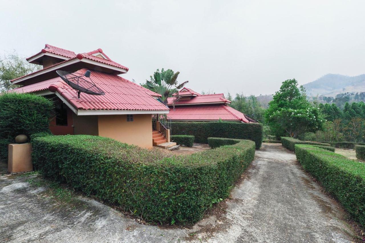 Oyo 758 Phufatara Resort Ban Mae Khachan Exterior photo