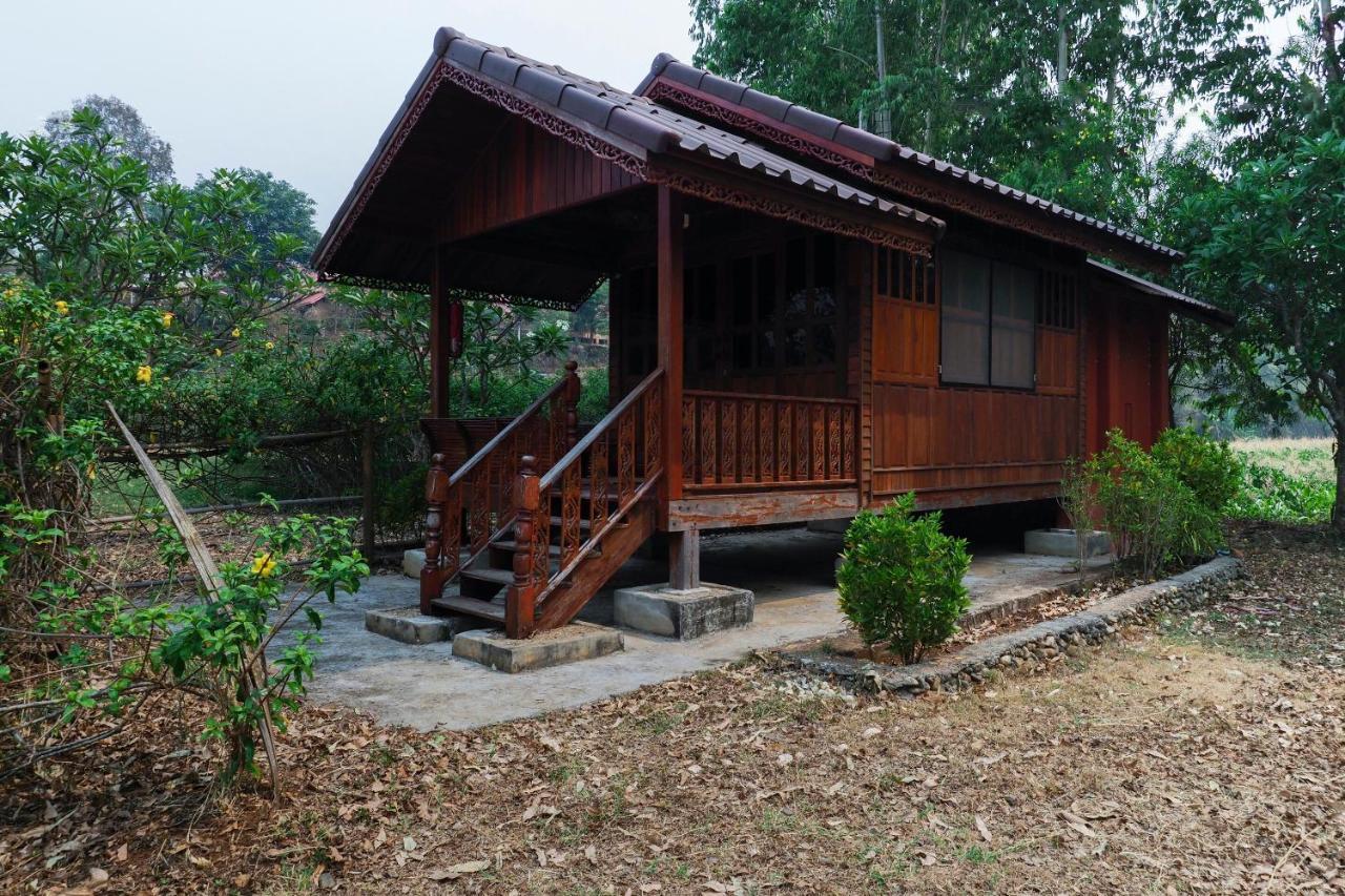 Oyo 758 Phufatara Resort Ban Mae Khachan Exterior photo